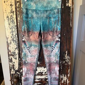 Evolution and Creation Southweatern Native American soft leggings. Size M EVCR